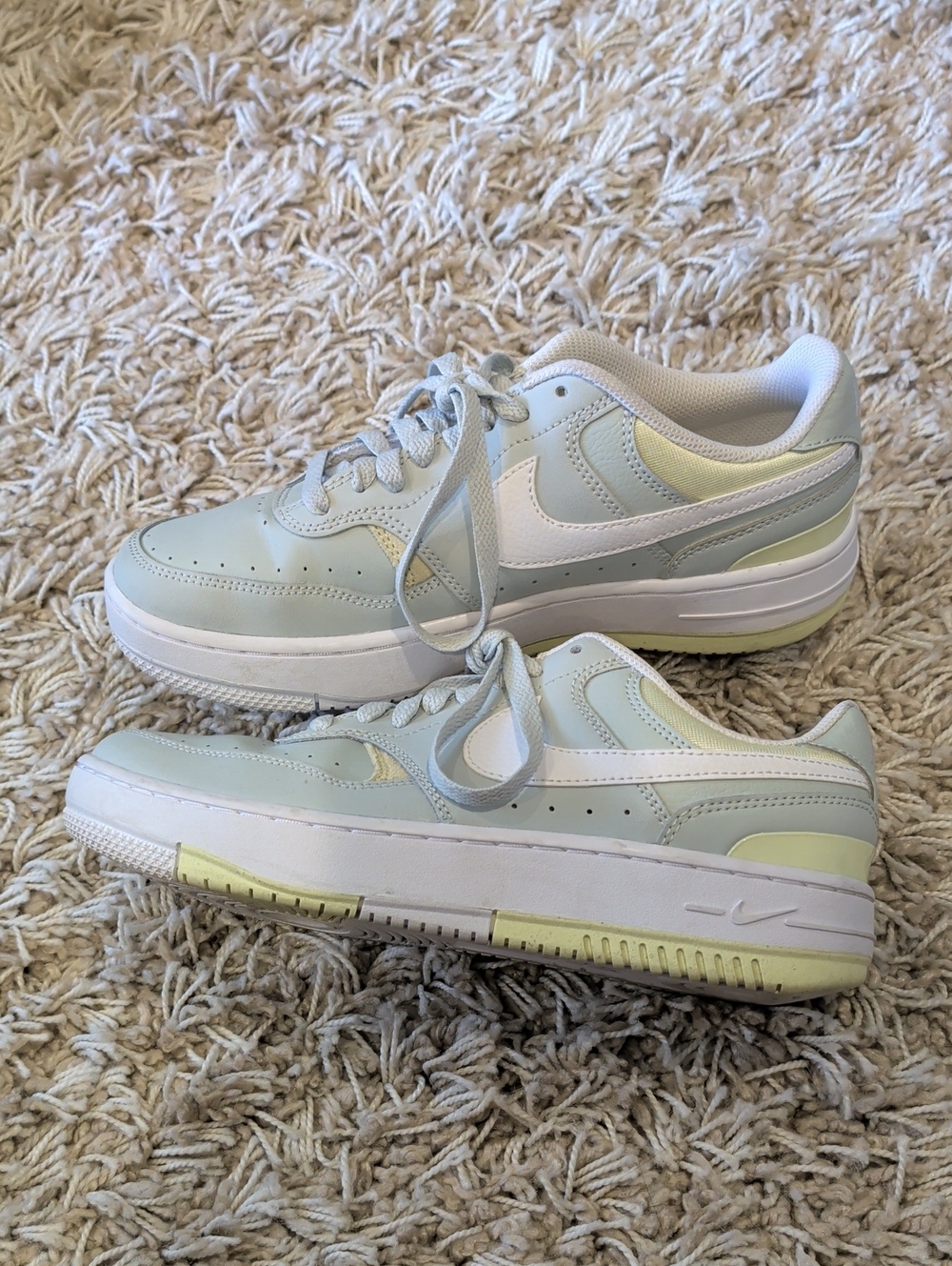 Nike Women’s Low-Top Sneakers in Mint Green, White & Pale Yellow